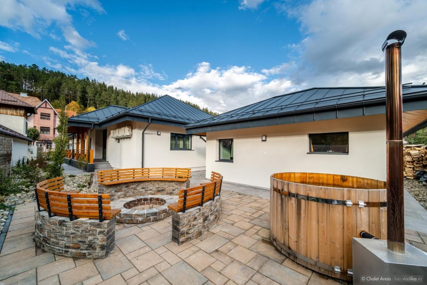 Anais Chalet Câmpulung Moldovenesc Eksteriør bilde
